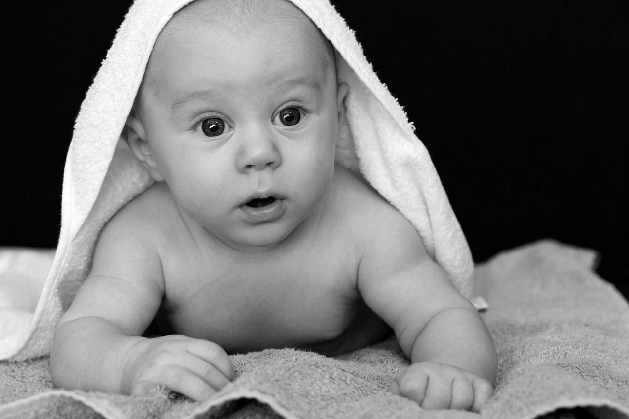 10 Top Tips For Bathing Your Baby